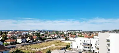 Vue générale sur Dijon ou vue de la ville depuis l'appartement