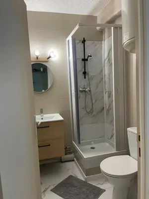 Salle de bains dans l'établissement L Échappée Jurassienne