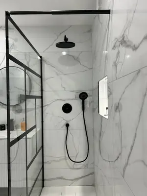 Salle de bains dans l'établissement Escapade dans le Jura