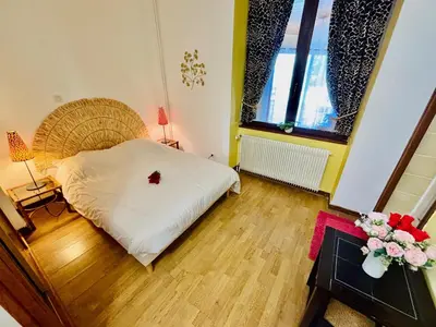 Un ou plusieurs lits dans un hébergement de l'établissement Maison de maître - 15 personnes - Proche Le Creusot