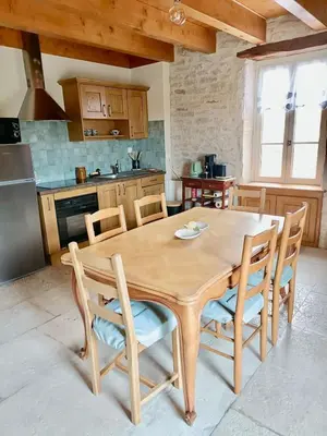 Cuisine ou kitchenette dans l'établissement Rully-La Chaumette