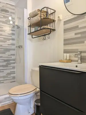 Salle de bains dans l'établissement L'observatoire de la Cathédrale