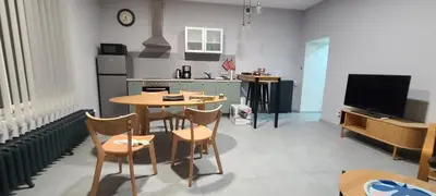 Cuisine ou kitchenette dans l'établissement appartement plein centre ville