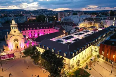 Vue générale sur Dijon ou vue de la ville depuis l'appartement