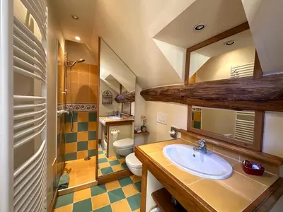 Salle de bains dans l'établissement Clos de Fougères - Chambres d'hôtes