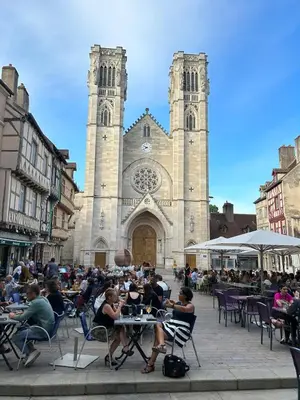 Clients de l'établissement Joli petit appartement plein centre