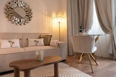 Coin salon dans l'établissement Les Nuits en Grands Crus Appartement cosy, près de Beaune, au cœur des vignes