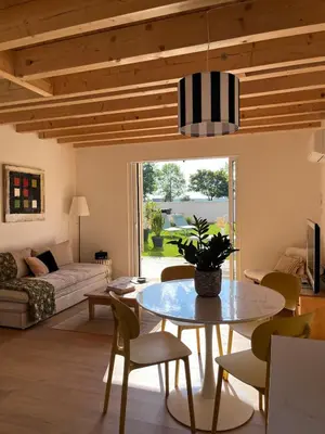 Coin salon dans l'établissement HÔME Les hauts du Val