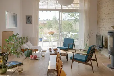 Coin salon dans l'établissement Le Petit Civry