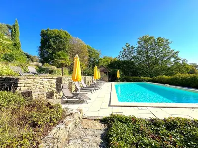 Piscine de l'établissement Clos de Fougères - Domaine intégral ou située à proximité