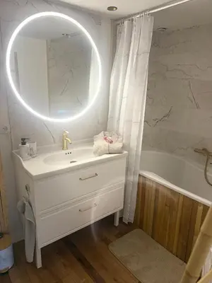 Salle de bains dans l'établissement Appart cocooning terrasse