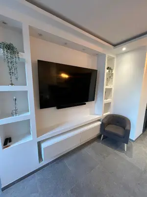 Télévision ou salle de divertissement dans l'établissement Moutarde & Elégance de Dijon