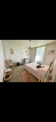 Un ou plusieurs lits dans un hébergement de l'établissement Appartement 140 m2 centre ville le Creusot