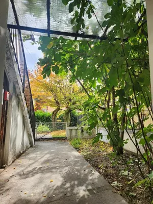 Jardin de l'établissement La Chambre de Sophie - Studio et garage au calme, proche centre ville