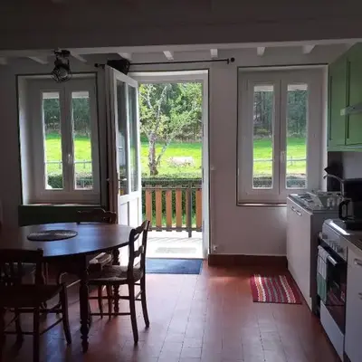 Charmant gîte à 3km du Lac de Pannecière