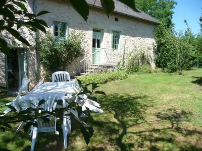 Jardin de l'établissement Les Grands-Parents