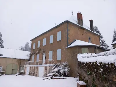 L'établissement La Maison de Belles Vues en hiver