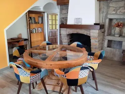 Coin salon dans l'établissement Maison spacieuse avec 4 chambres à Nevy-sur-Seille