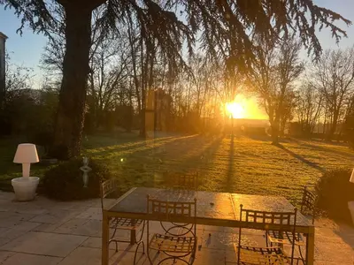 Lever ou coucher de soleil vu de le B&B/chambre d'hôtes ou à proximité