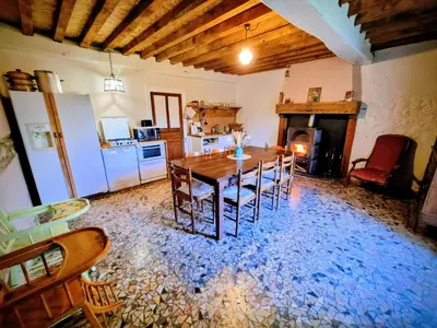Coin salon dans l'établissement L'ancien Presbytère