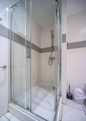 Salle de bains dans l'établissement Hyper Centre Gare TER - 4 lits - 6 couchages