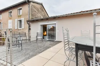 Balcon ou terrasse dans l'établissement L'Aligoté - T3 95m2, terrasse 40m2 & parking privé