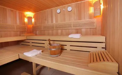 Plan de l'établissement Beaune Levernois - Piscine Chauffée, Sauna et Golf