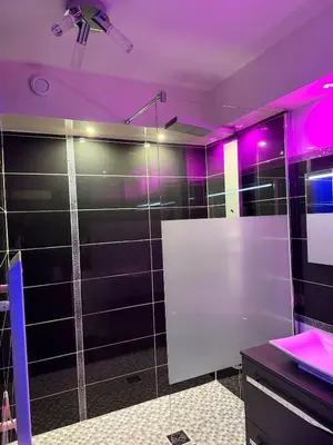 Salle de bains dans l'établissement La douce parenthèse