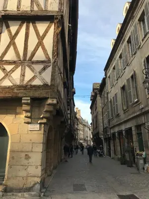 Quartier de l'appartement ou autre quartier proche