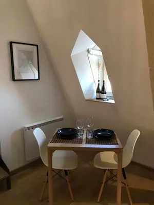 Plan de l'établissement Le Duplex Verrerie - Quartier des Antiquaires