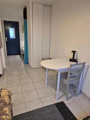 Plan de l'établissement studio meublé centre ville Paray 3C04