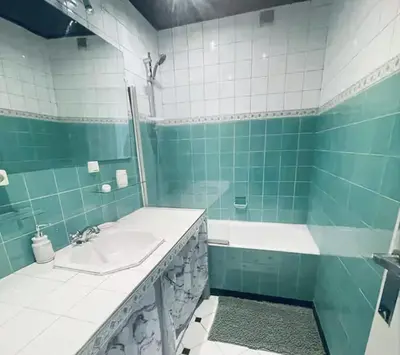 Salle de bains dans l'établissement Appartement spacieux