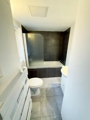 Salle de bains dans l'établissement Studio à côté de la gare et la Cité de la gastronomie
