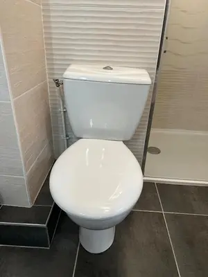 Salle de bains dans l'établissement T2 Luxe 50m2 Porte de Dijon Wifi Fibre Smart TV