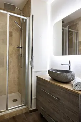 Salle de bains dans l'établissement splendide