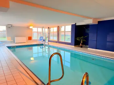 Piscine de l'établissement Le Clos de Beaune ou située à proximité