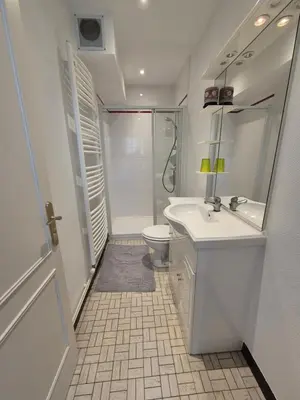 Salle de bains dans l'établissement Le rempart