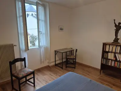 Bibliothèque dans l'appartement