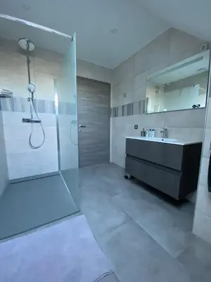 Salle de bains dans l'établissement Chambres d'hôtes bord de Saône