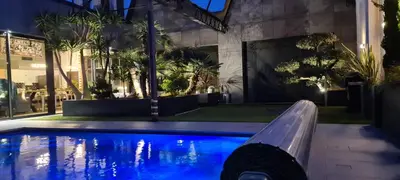 Piscine de l'établissement Loft 500M2 ou située à proximité
