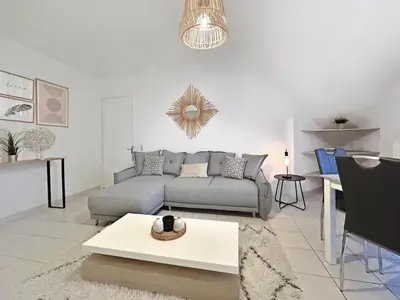 Plan de l'établissement Appart cosy avec balcon et parking, proche Dijon