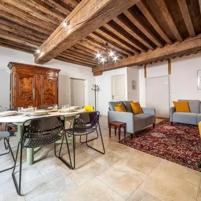 Le Logis Tournusien