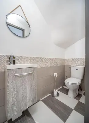 Salle de bains dans l'établissement Les Trésors de Givry