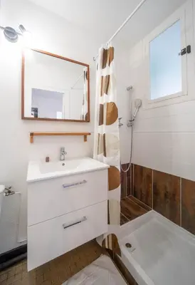 Salle de bains dans l'établissement Cozy apartment - Close to center