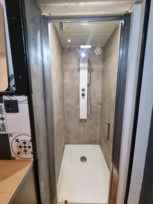 Salle de bains dans l'établissement Le Duplex
