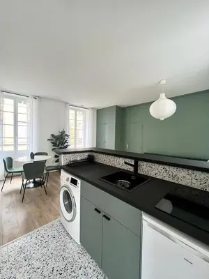 Cuisine ou kitchenette dans l'établissement Hyper-center Dijon - 2P Bright and Cozy