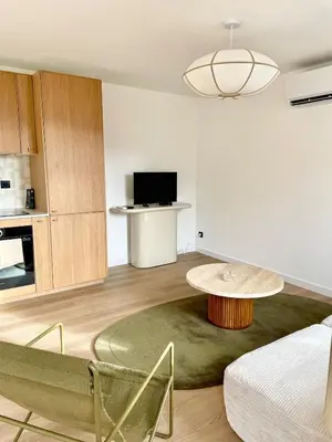 Cuisine ou kitchenette dans l'établissement Appartement aux pieds des vignes - 5 min de Beaune