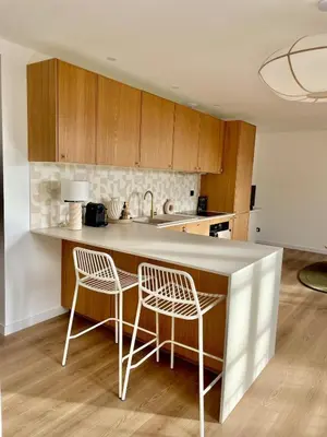 Cuisine ou kitchenette dans l'établissement Appartement aux pieds des vignes - 5 min de Beaune