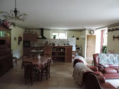 Cuisine ou kitchenette dans l'établissement Holiday Home Villa Roland in Burgund 125m2 4 Sterne by Interhome