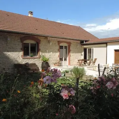 Holiday Home Villa Roland in Burgund 125m2 4 Sterne by Interhome